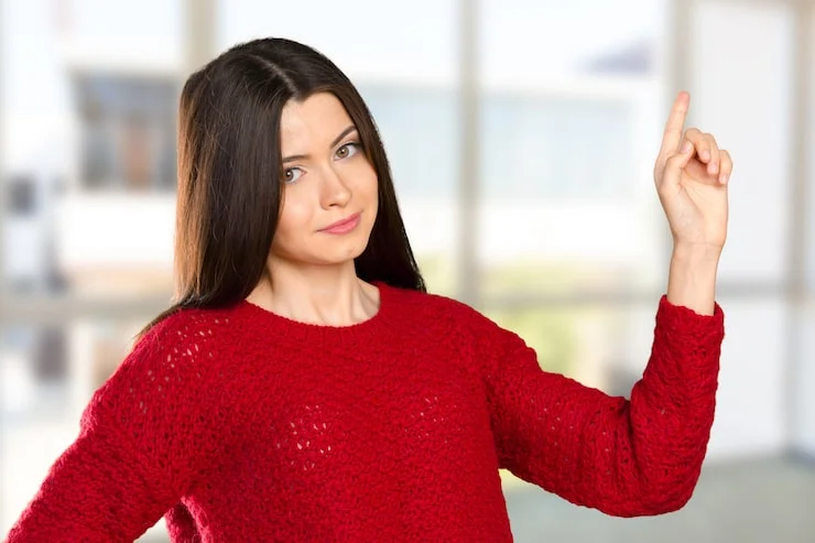 40 Signs of an Intelligent Woman